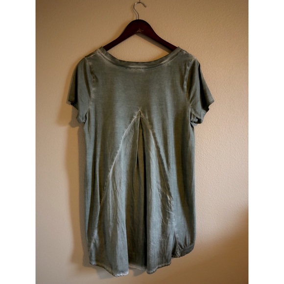 Olive Hi-Lo Tee - Picture 2 of 2